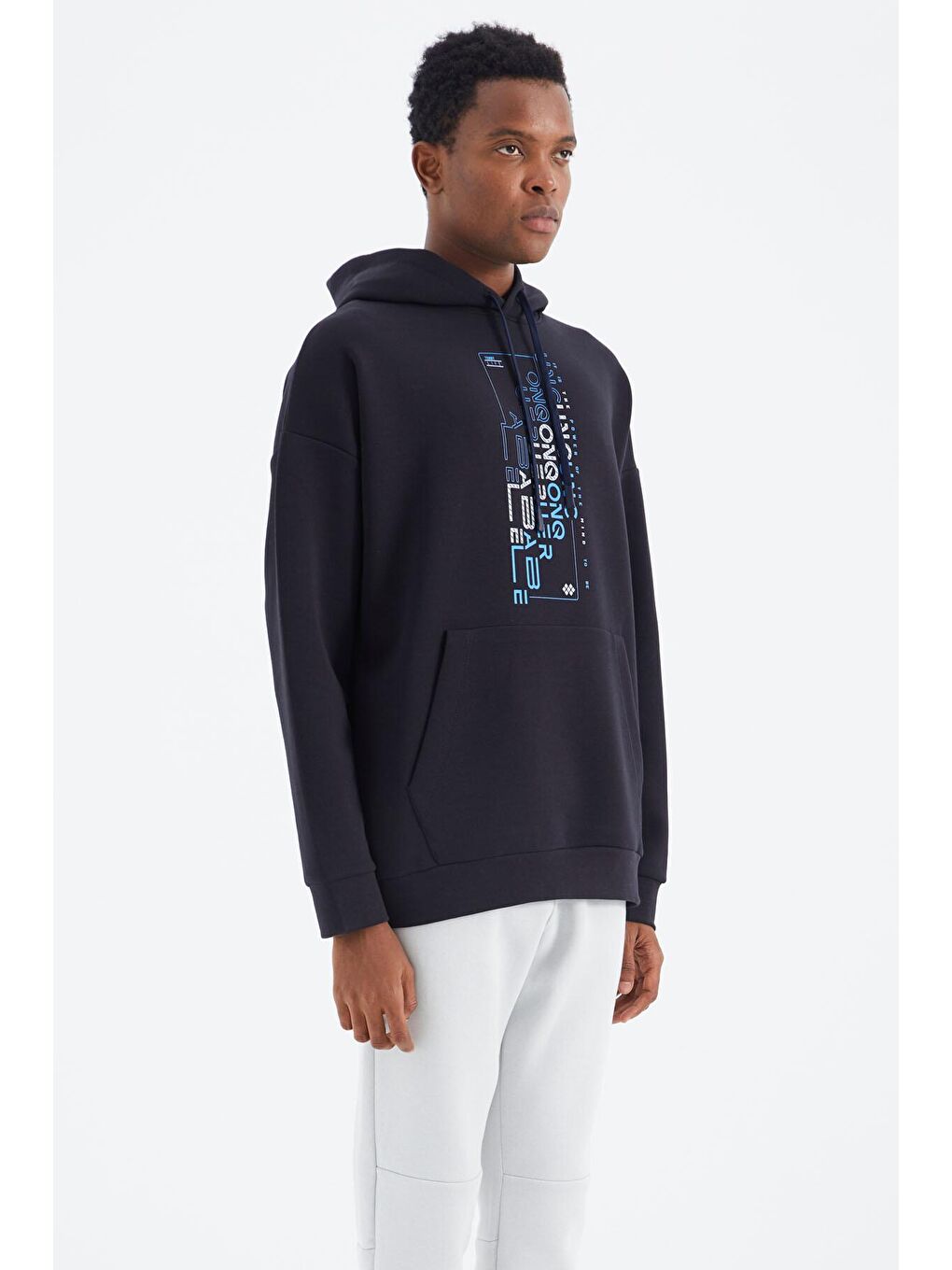 TOMMYLIFE Lacivert Kapüşonlu Baskı Detaylı Rahat Kalıp Erkek Sweatshirt - 88285 - 4