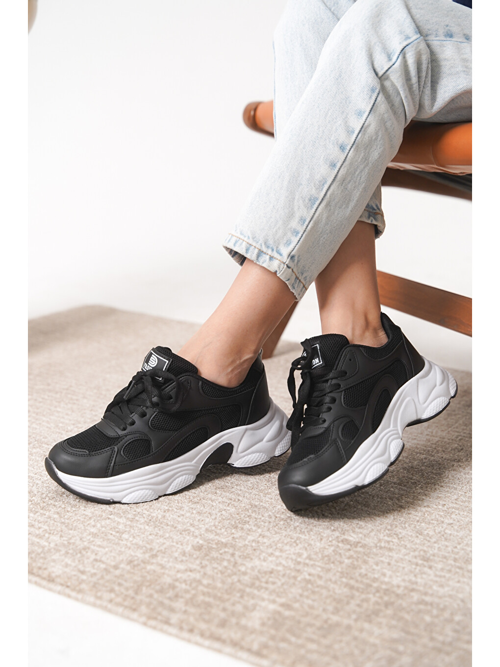 Siyah D0164 Günlük Ortopedik Kadın Sneaker Spor Ayakkabı-2