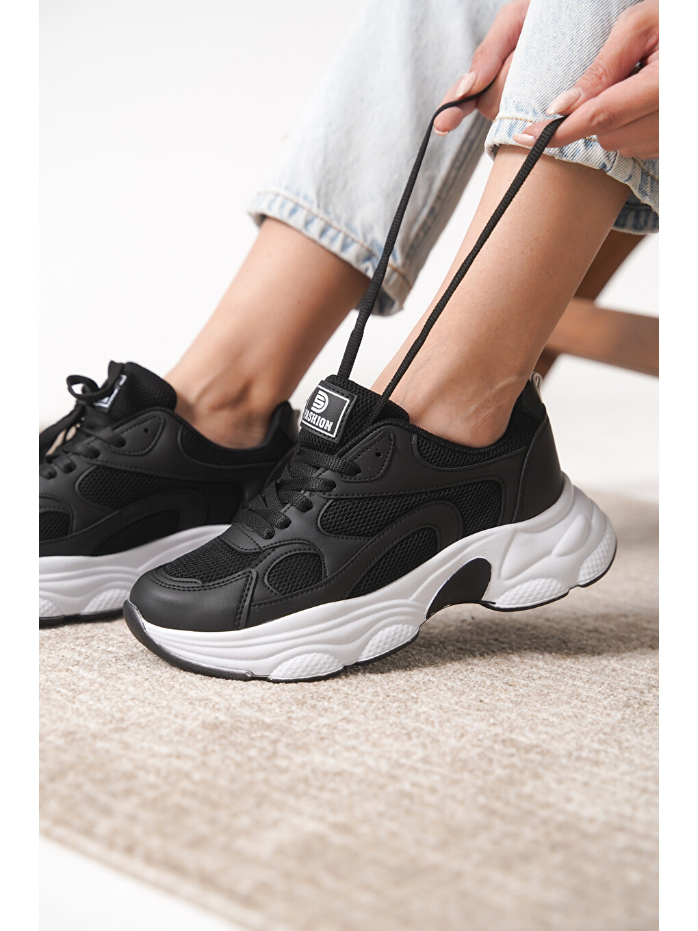 Siyah D0164 Günlük Ortopedik Kadın Sneaker Spor Ayakkabı-1