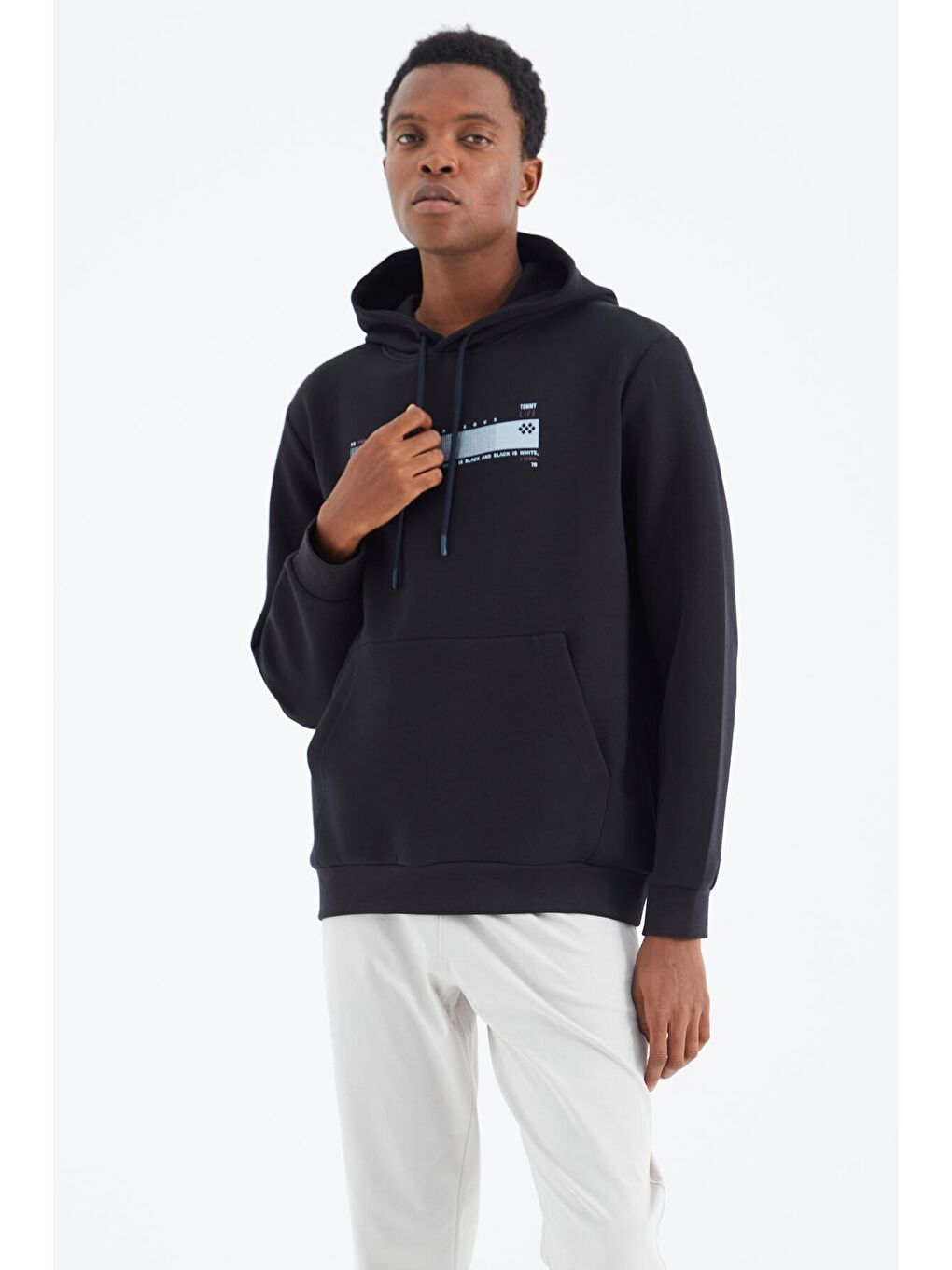 TOMMYLIFE Lacivert Kapüşonlu Bağcıklı Baskı Detaylı Rahat Kalıp Erkek Sweatshirt - 88287 - 2