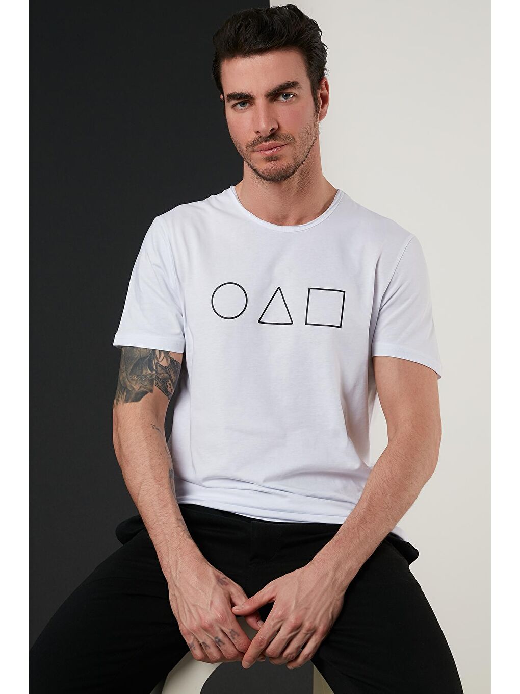 Beyaz Bisiklet Yaka %100 Pamuk Tişört 5902414