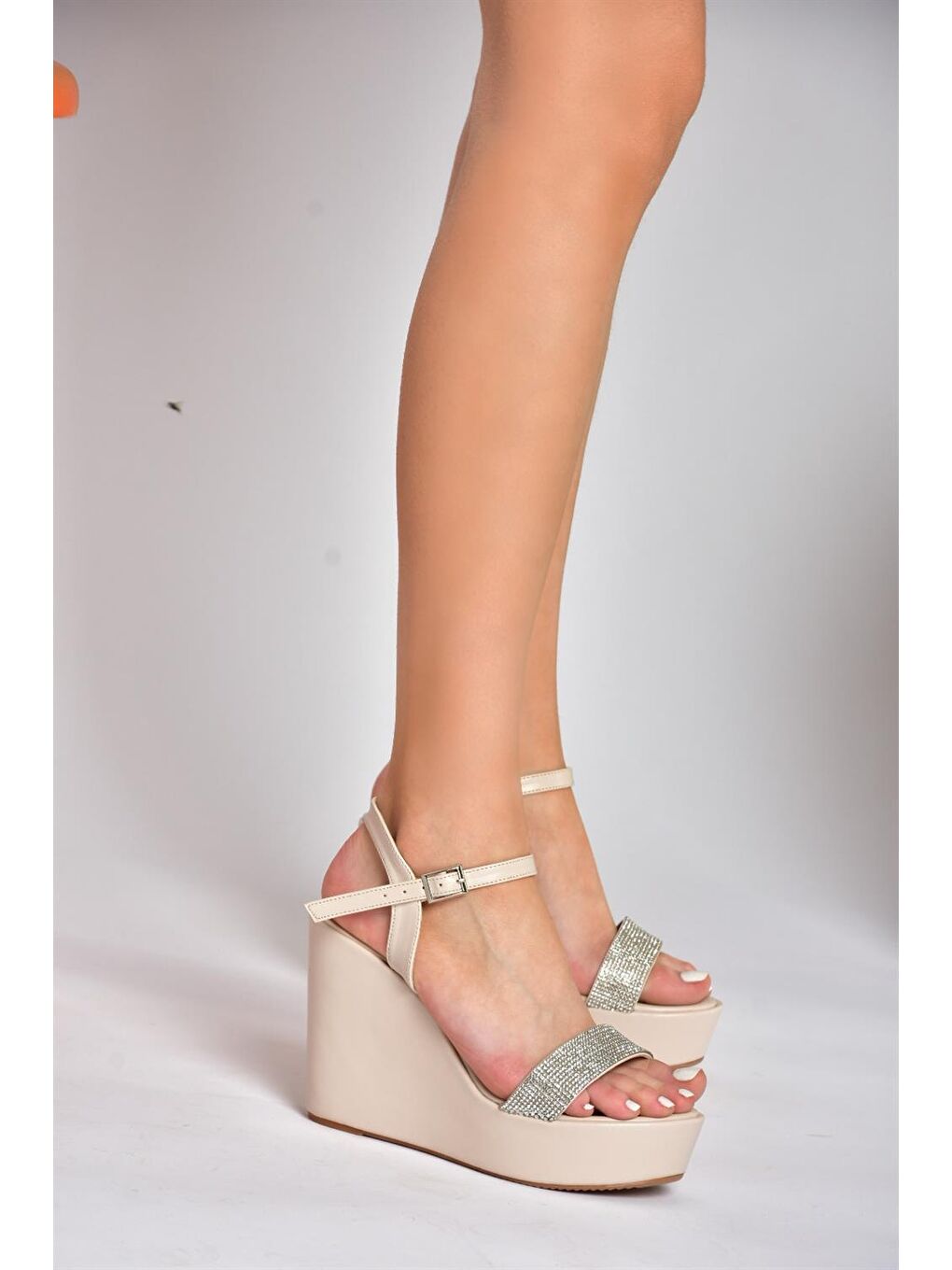 P572372509 Bej Dolgu Taban Kadın Ayakkabı-2