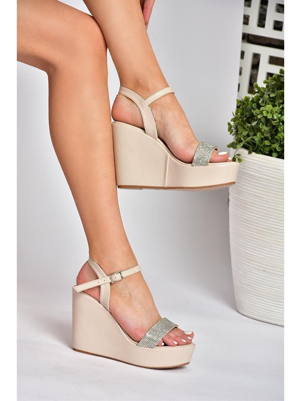 P572372509 Bej Dolgu Taban Kadın Ayakkabı-4