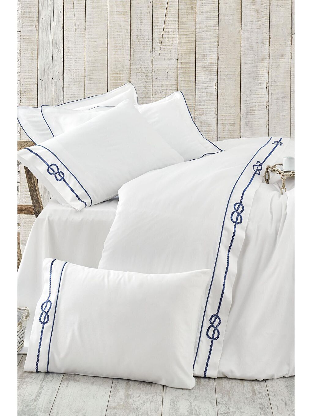 Beyaz Route Çift Kişilik Nevresim Takımı %100 Organik Pamuk Saten