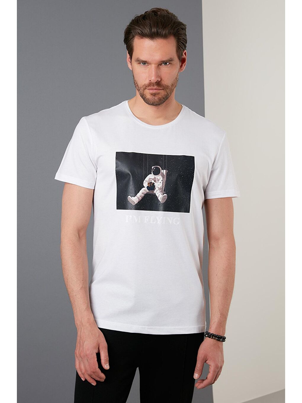 Beyaz Baskılı Slim Fit Bisiklet Yaka %100 Pamuk Tişört 5902416