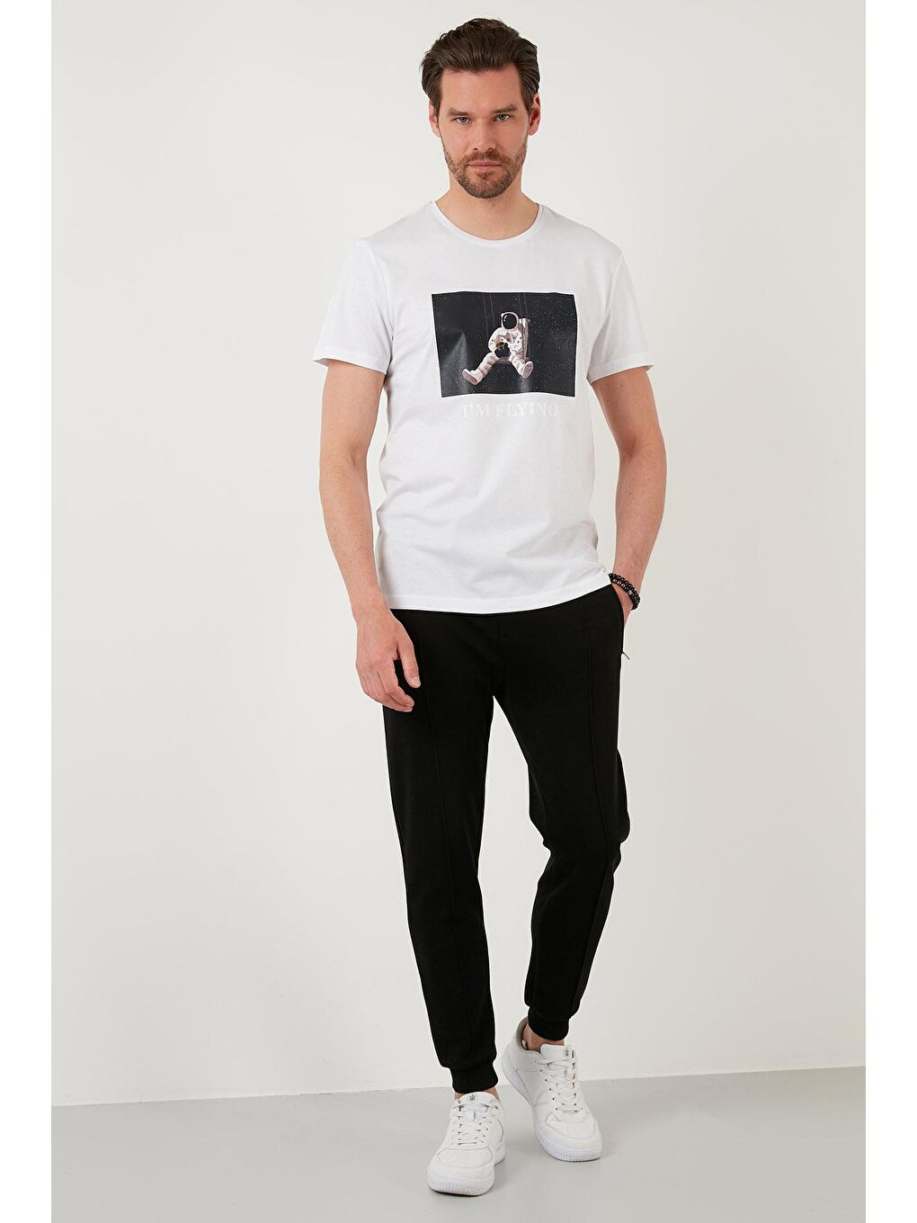 Beyaz Baskılı Slim Fit Bisiklet Yaka %100 Pamuk Tişört 5902416-2