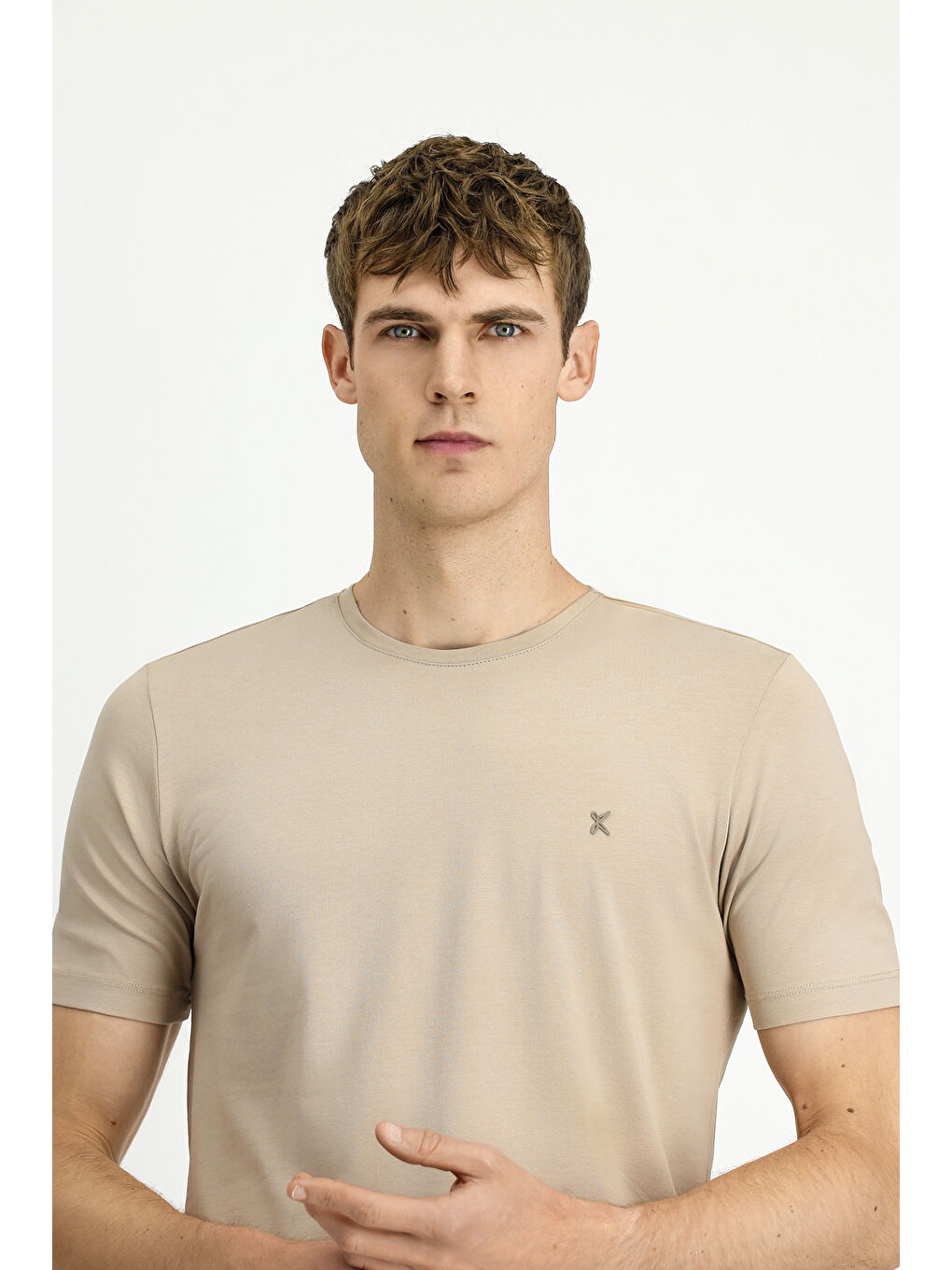 Bej Bisiklet Yaka Slim Fit Dar Kesim Süprem Pamuklu Tişört-2