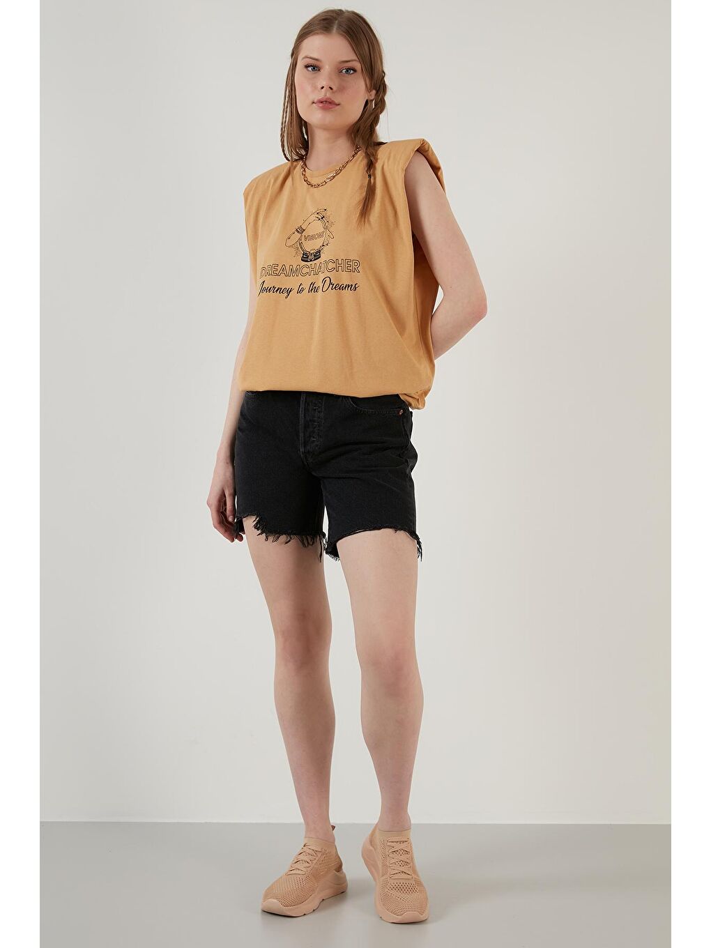 Sarı Baskılı Bisiklet Yaka Vatkalı % 100 Pamuk T Shirt 6001008-3