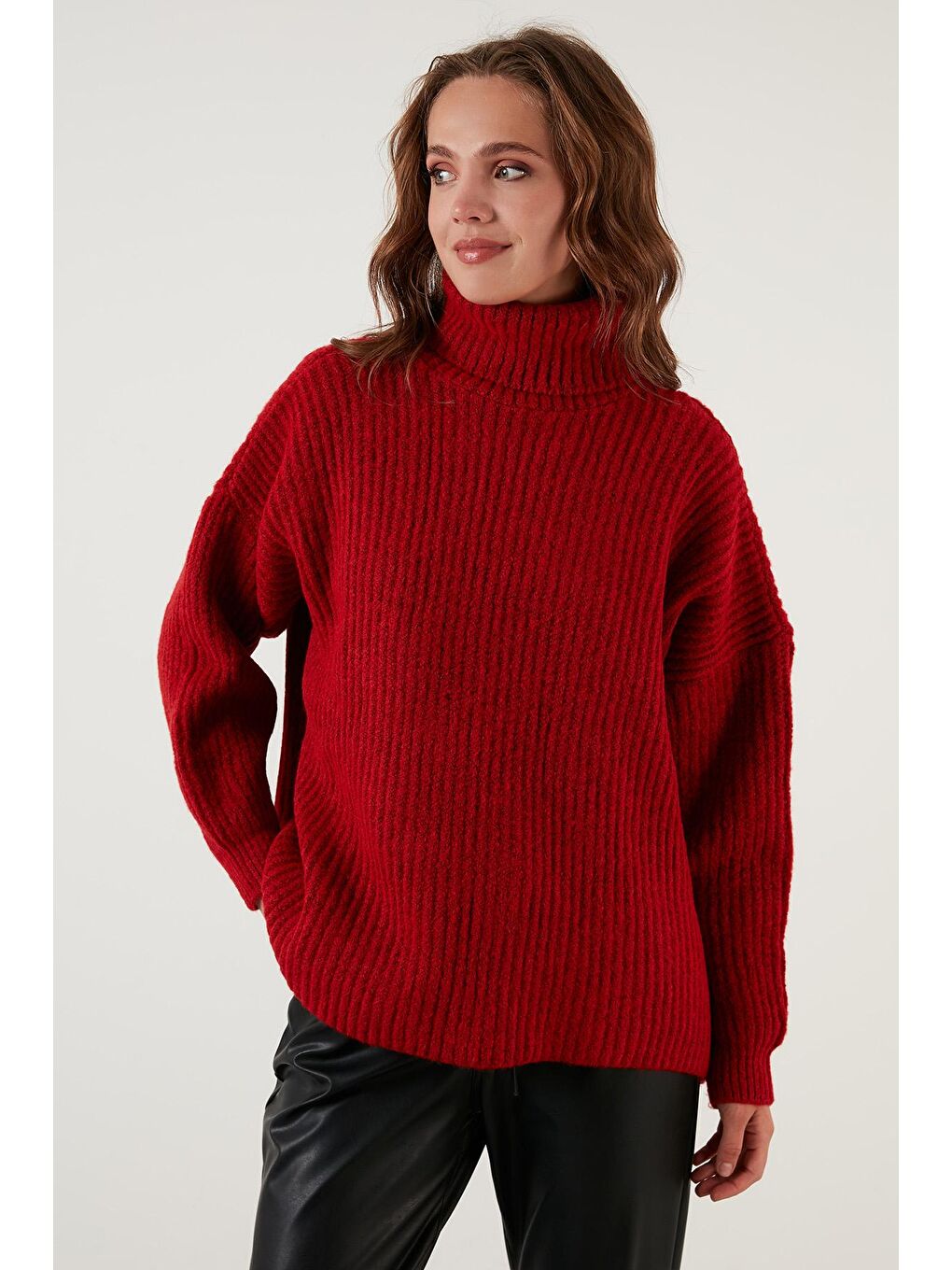 Kırmızı Fitilli Salaş Kesim Boğazlı Yaka Kazak 4615128-2