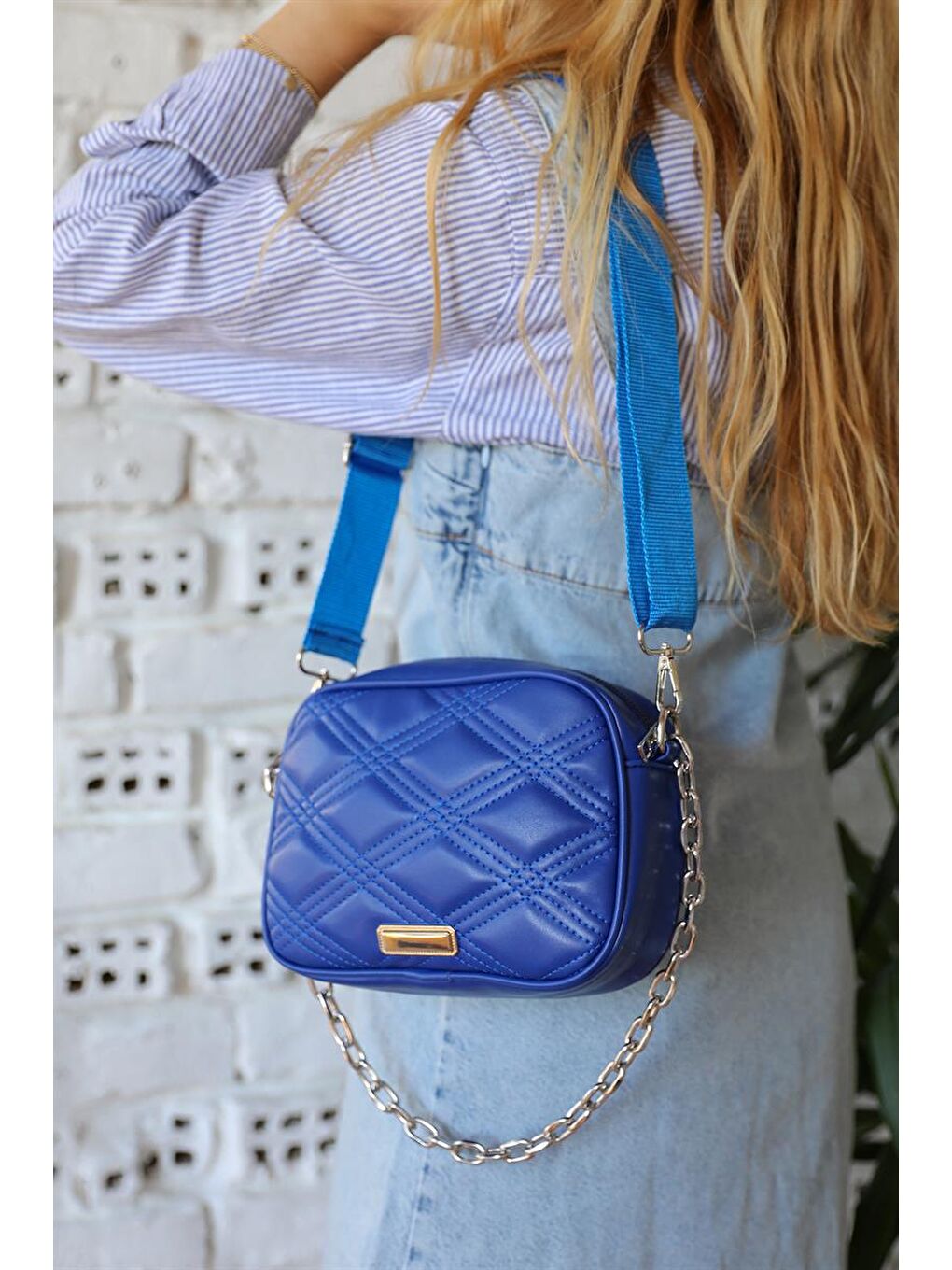 Zincirli Çapraz Askılı Çanta Lacivert-1