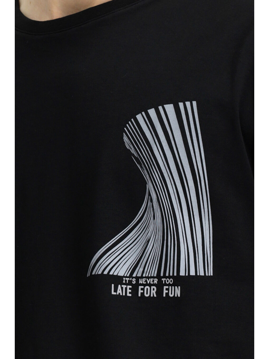 Siyah Bisiklet Yaka Oversize Pamuk Baskılı Tişört-5