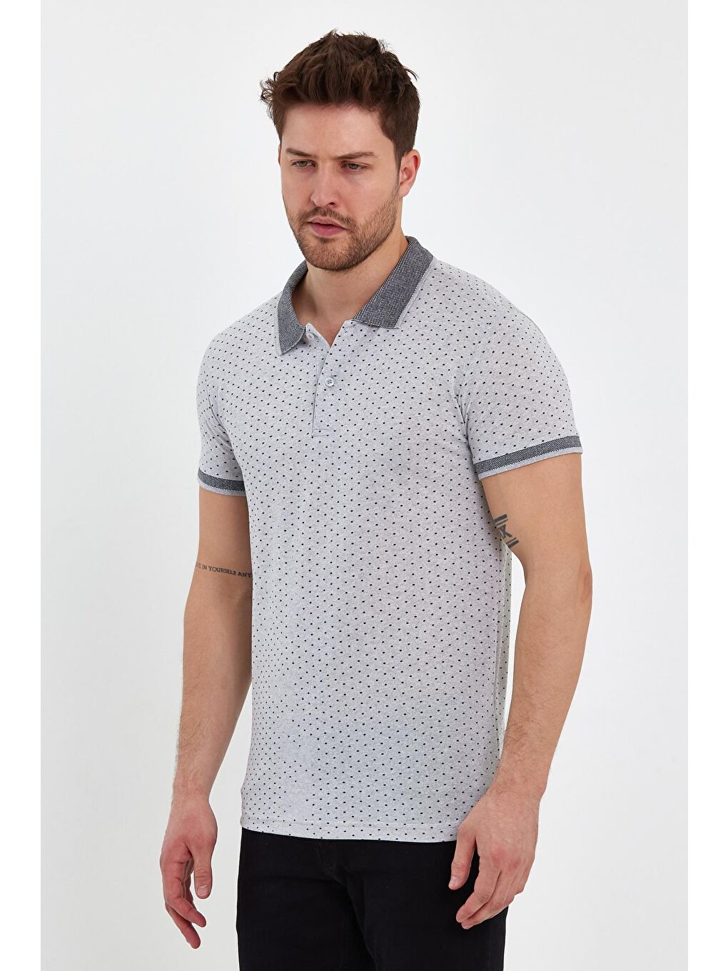 Gri Puantiyeli Polo Yaka Erkek Tişört-2