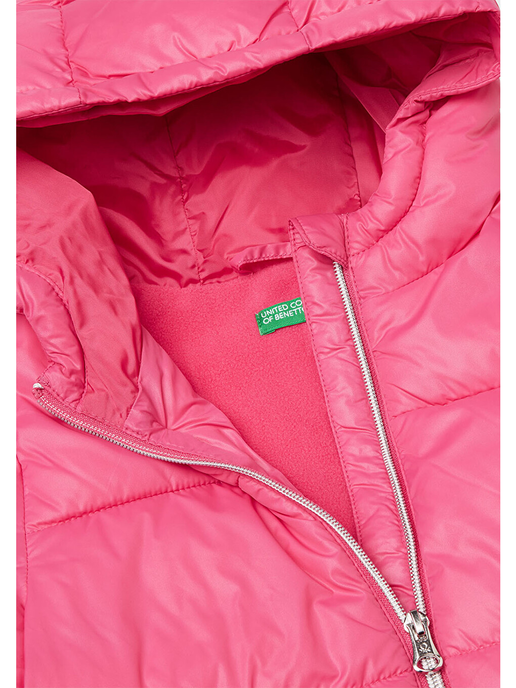 Kız Çocuk Pembe Kolu Logo Detaylı Yama Cepli Kapüşonlu Sentetik Dolgulu Mont-2