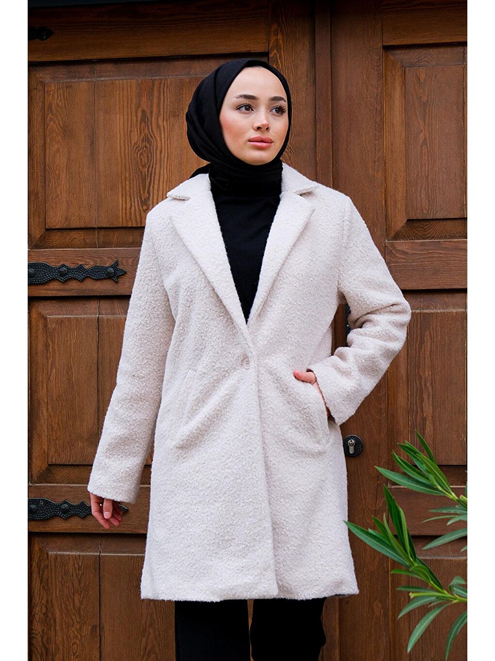 Kadın Buklet Kaban Bej