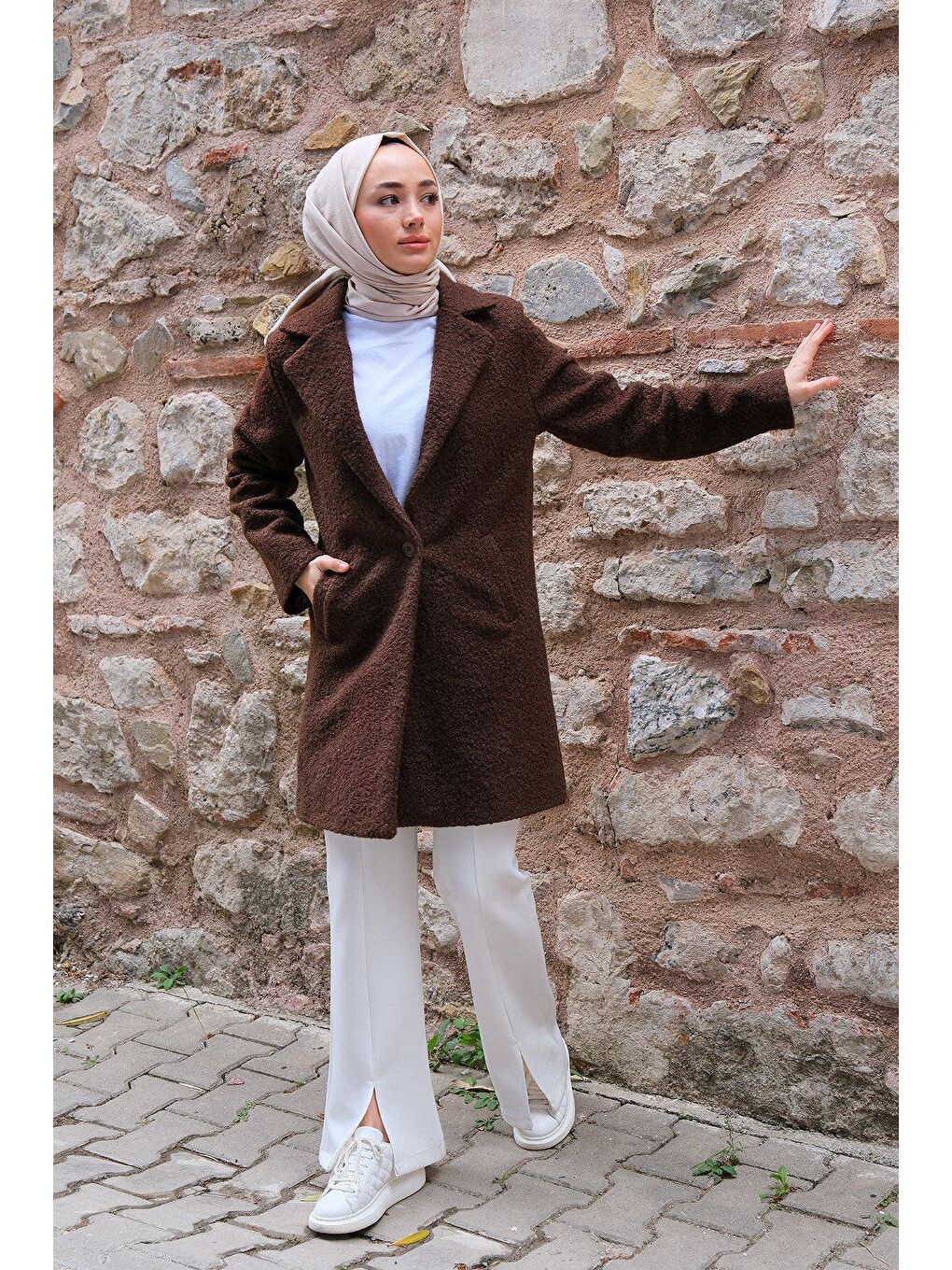 Kahverengi Kadın Buklet Kaban Acı Kahve-1