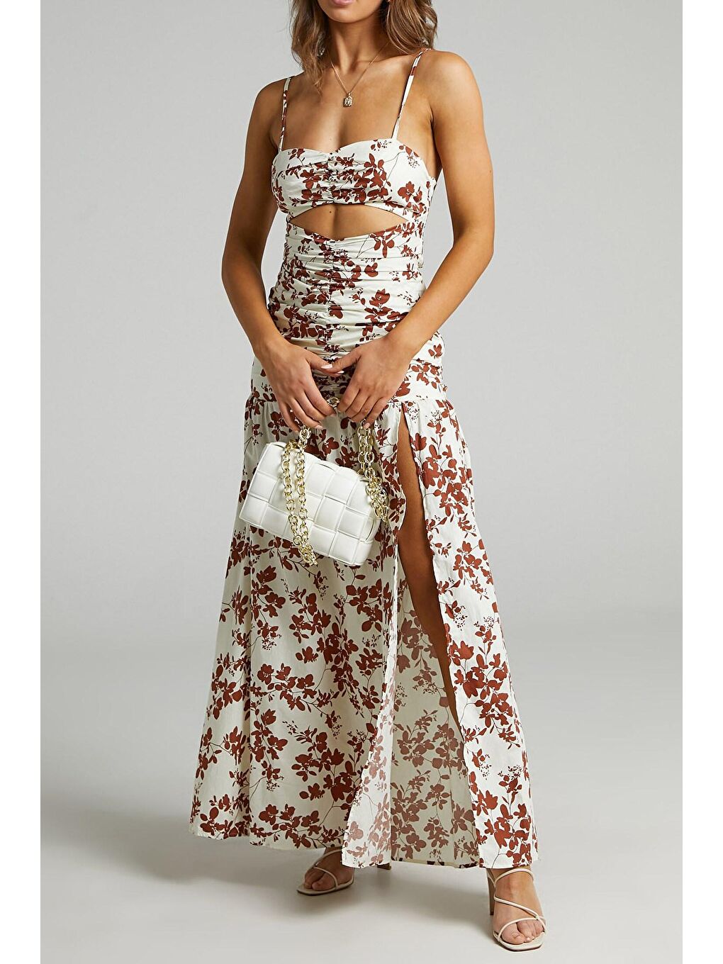 Beyaz Uzun Desenli Dekolteli Kadın Elbise Mg1420-3