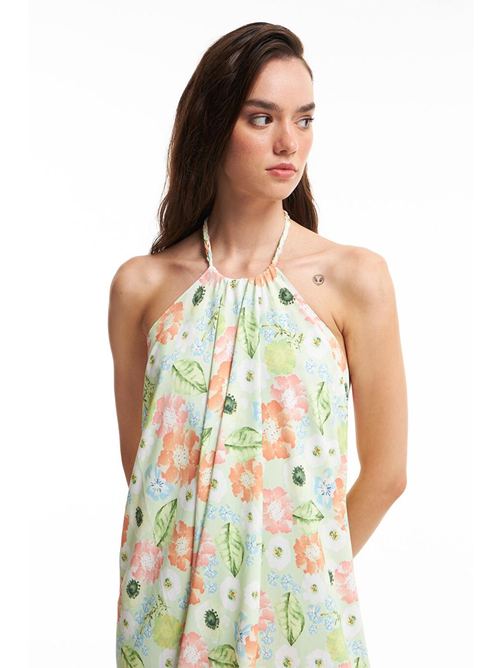 Boyundan Bağlamalı Uzun Elbise Yeşil-3