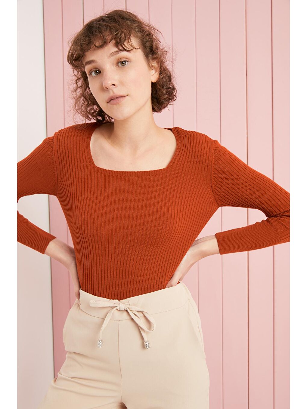 Kahverengi Kadın Taba Kare Yaka Fitilli Dar Kalıp Basic Kazak-2