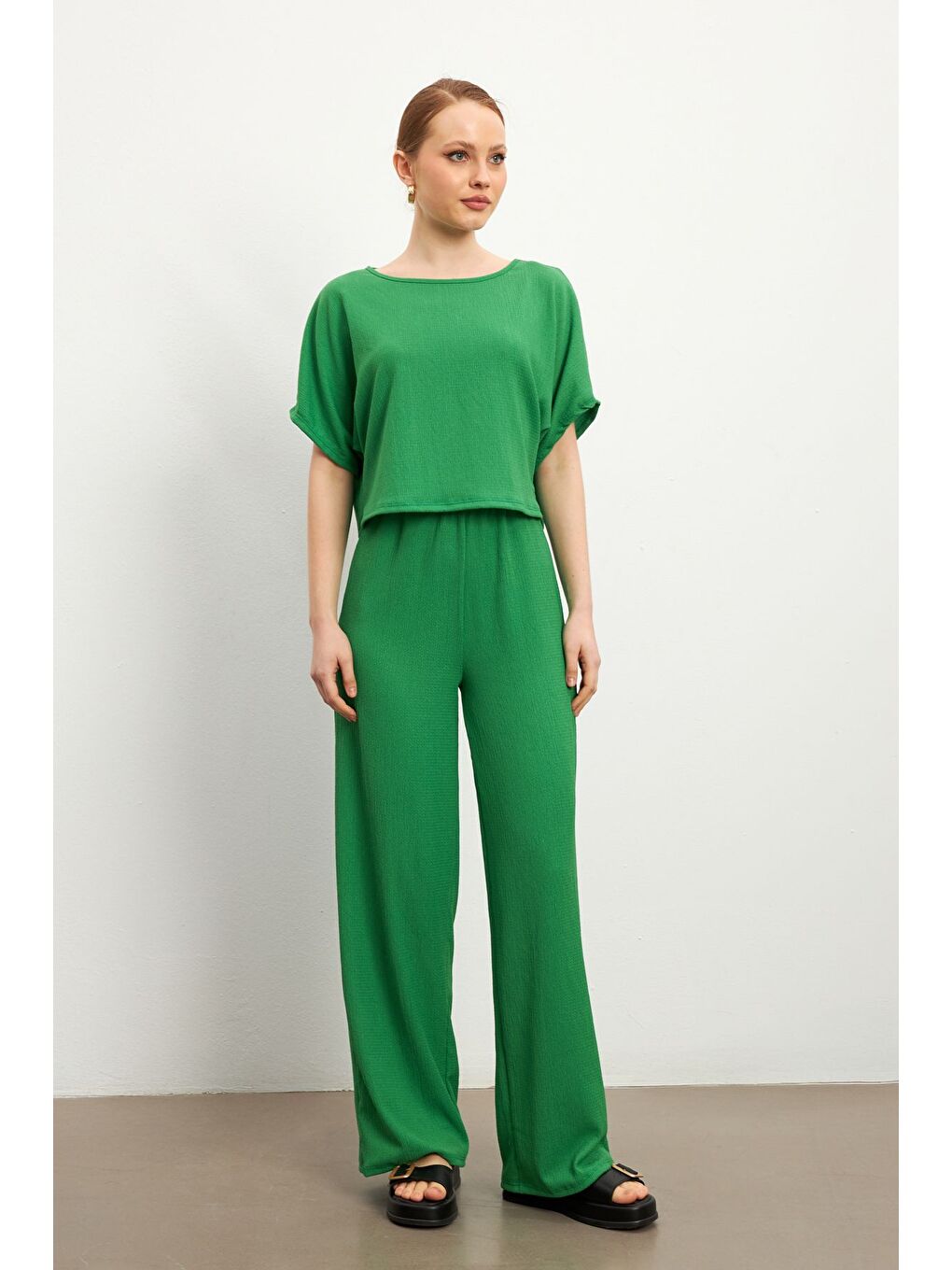 Kadın Yeşil Kısa Kollu Krinkıl Pantolon Takım-1