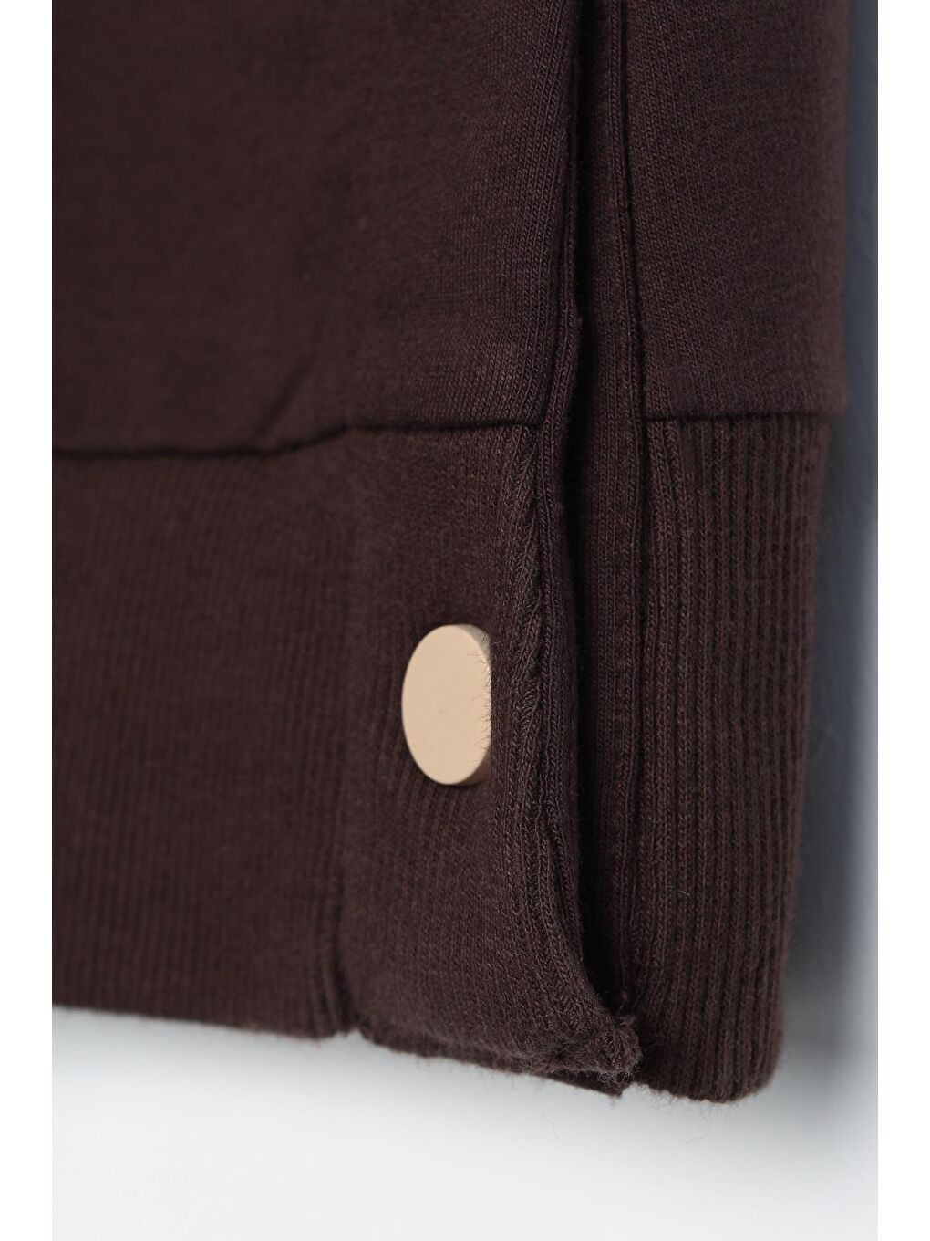 Kahverengi Acı Kahve Ribanalı Çıtçıtlı Yırtmaçlı Elbise-4