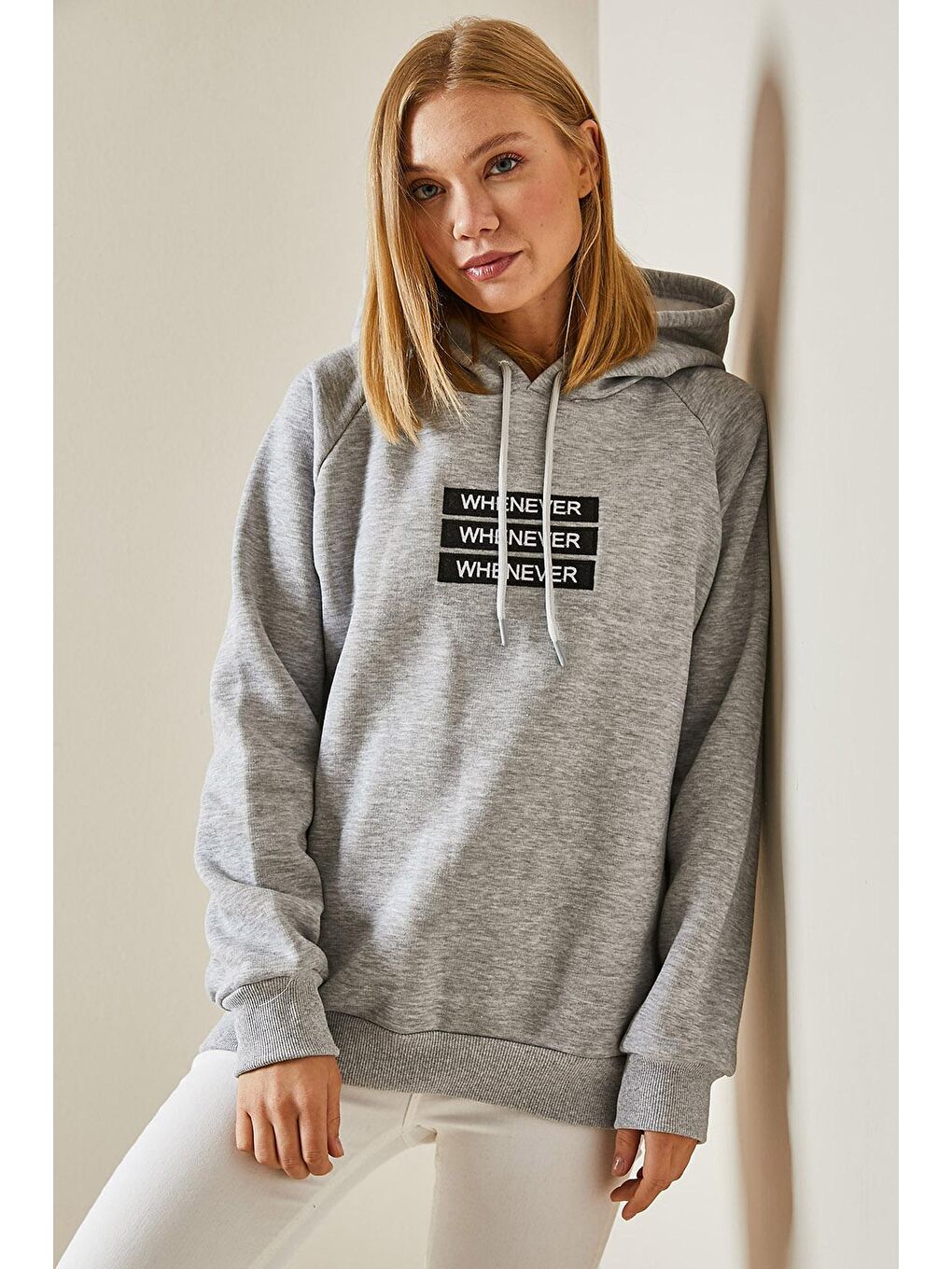 XHAN Gri Yazı Detaylı Şardonlu Kapüşonlü Sweatshirt 4KXK8-47597-03 - 1