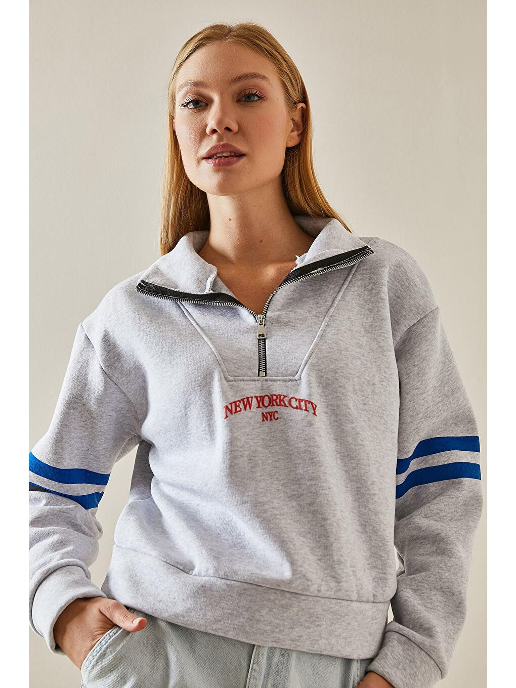 Gri Fermuar Detaylı Baskılı Sweatshirt 4KXK8-47608-03