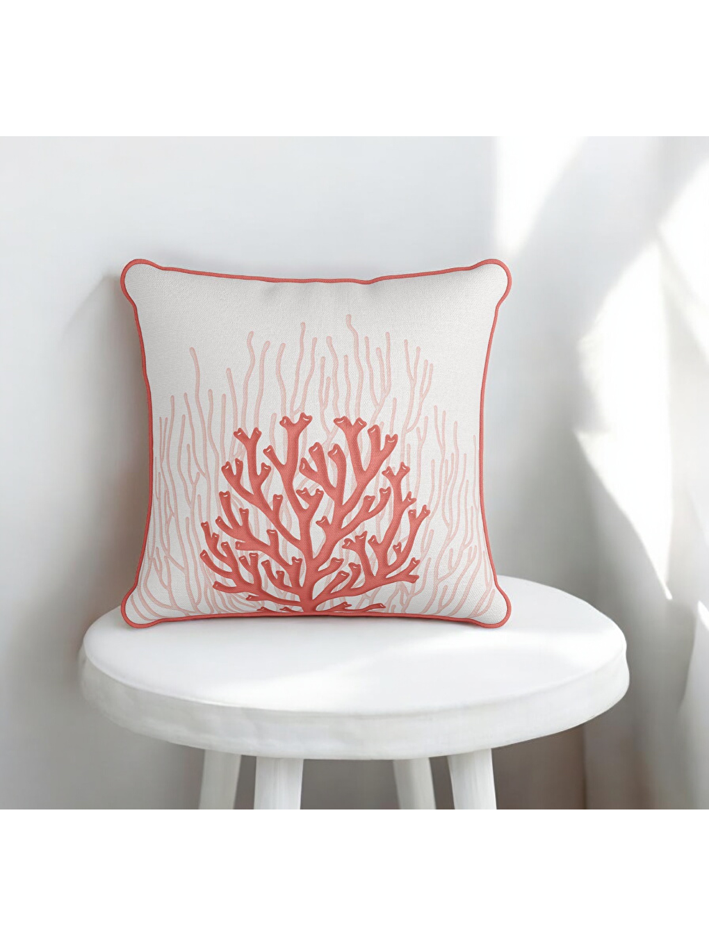 Mercan Desen Pembe Biyeli Dekoratif Kırlent Kılıfı 43x43