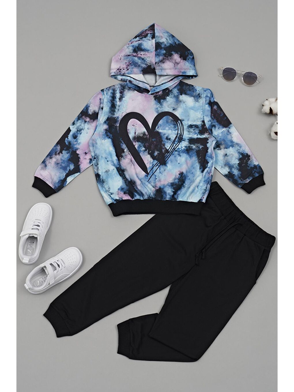 Batik Kalp Baskılı Kapüşonlu Siyah Alt Üst Takım