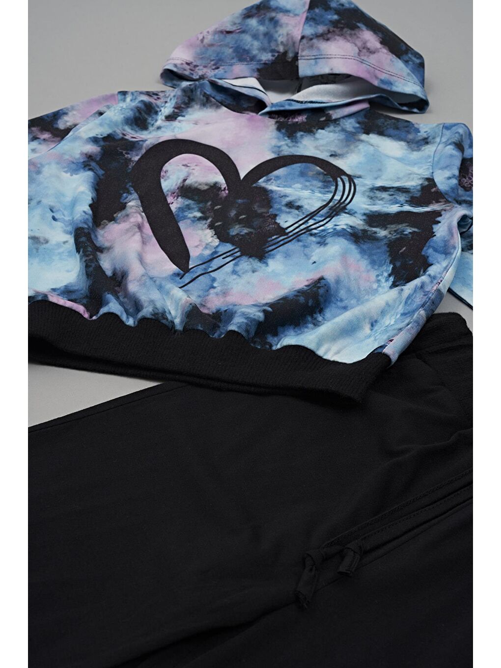 Batik Kalp Baskılı Kapüşonlu Siyah Alt Üst Takım-2