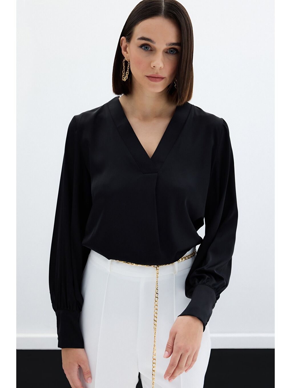 V Yaka Saten Bluz - Siyah-3