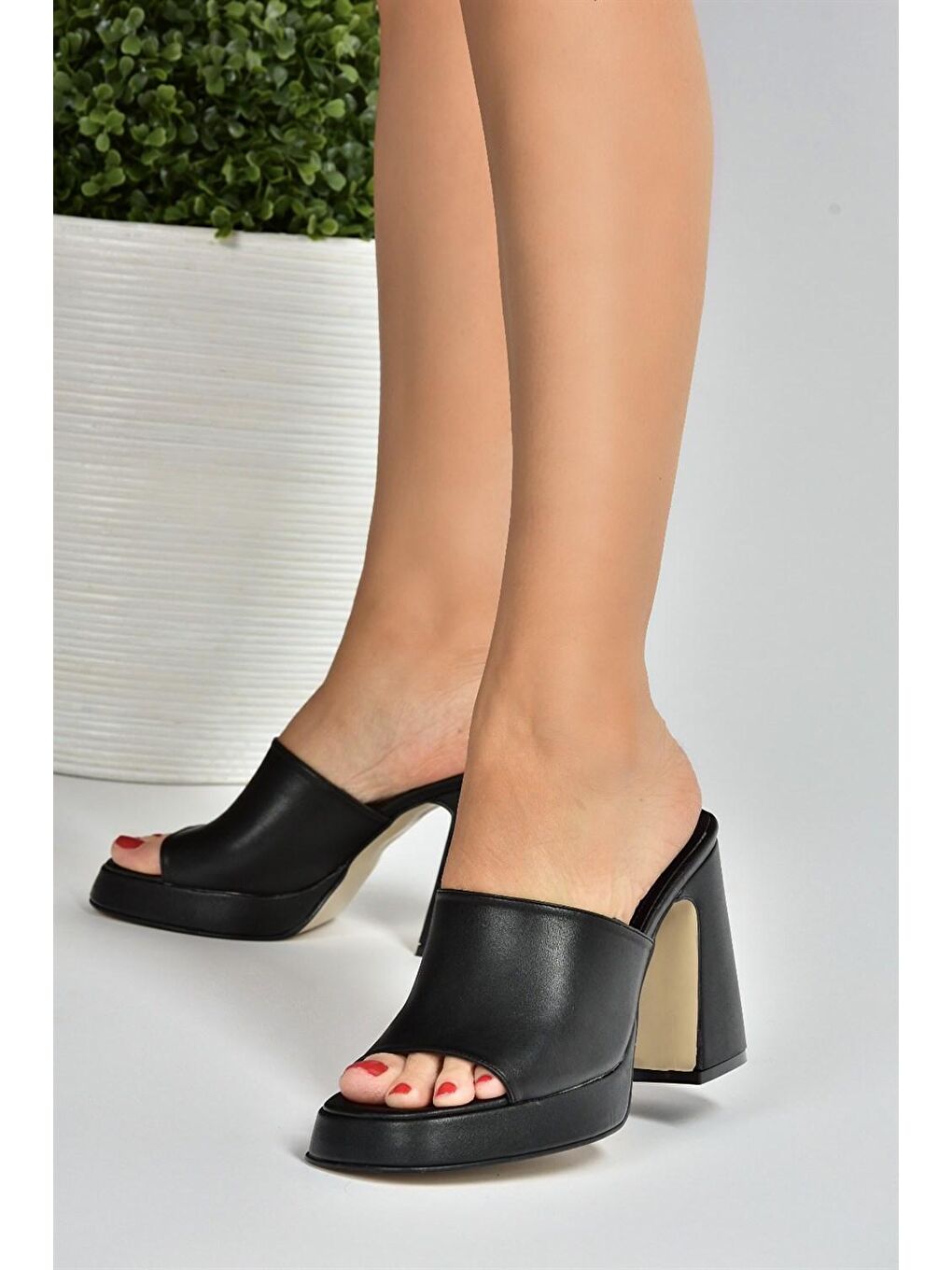 M404100409 Siyah Kadın Terlik-4