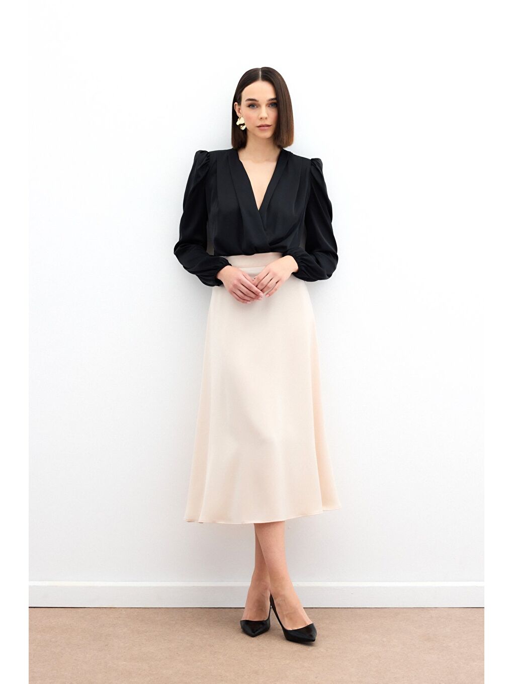 Midi Boy Saten Etek - Bej