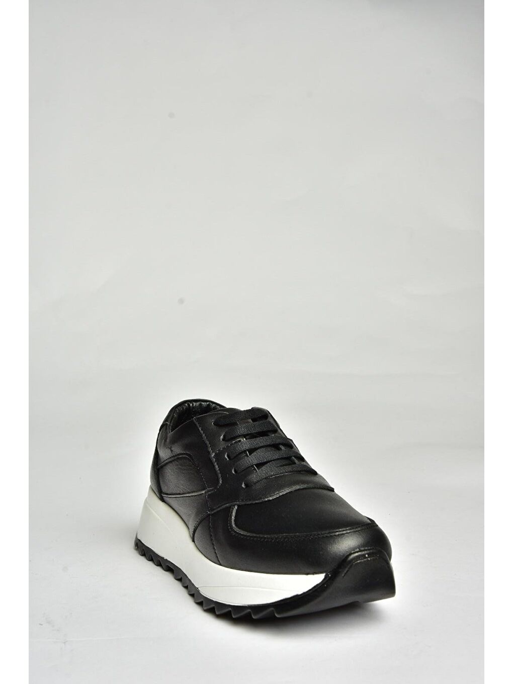 U5407090 Siyah/Beyaz Kadın Sneakers-1