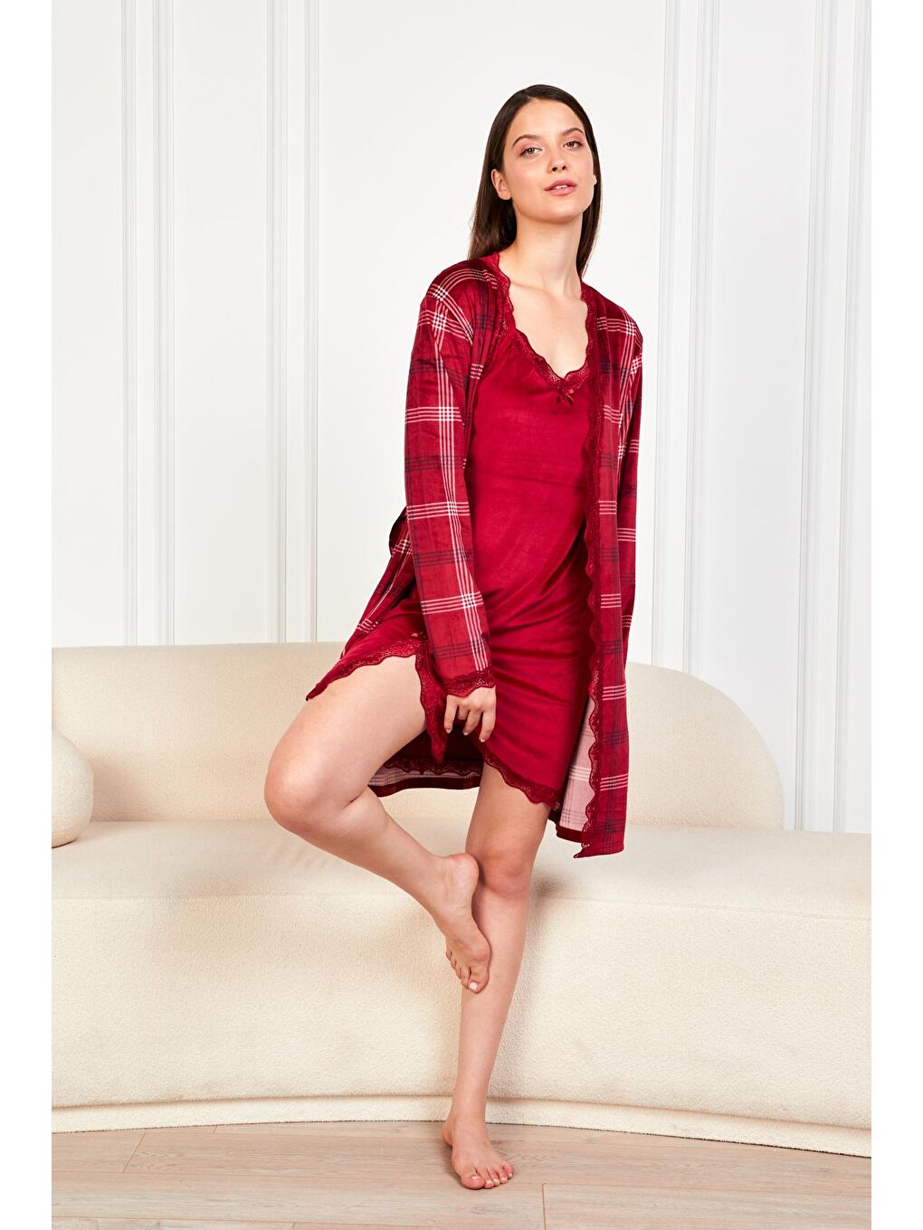Kadın Bordo Askılı Gecelik Ekose Sabahlıklı FR Kadife 2Li Takım PJM