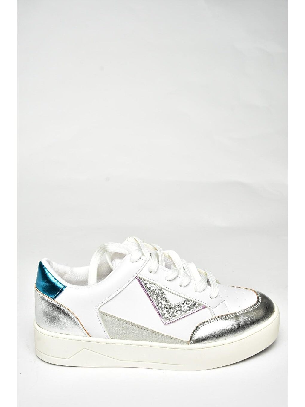 U9737272 Beyaz/Gümüş Kadın Sneakers