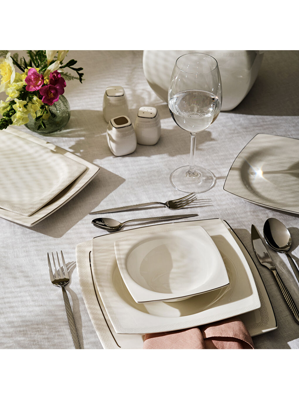 Beyaz Zencerek Fine Bone 60 Parça 12 Kişilik Kare Yemek Takımı-6