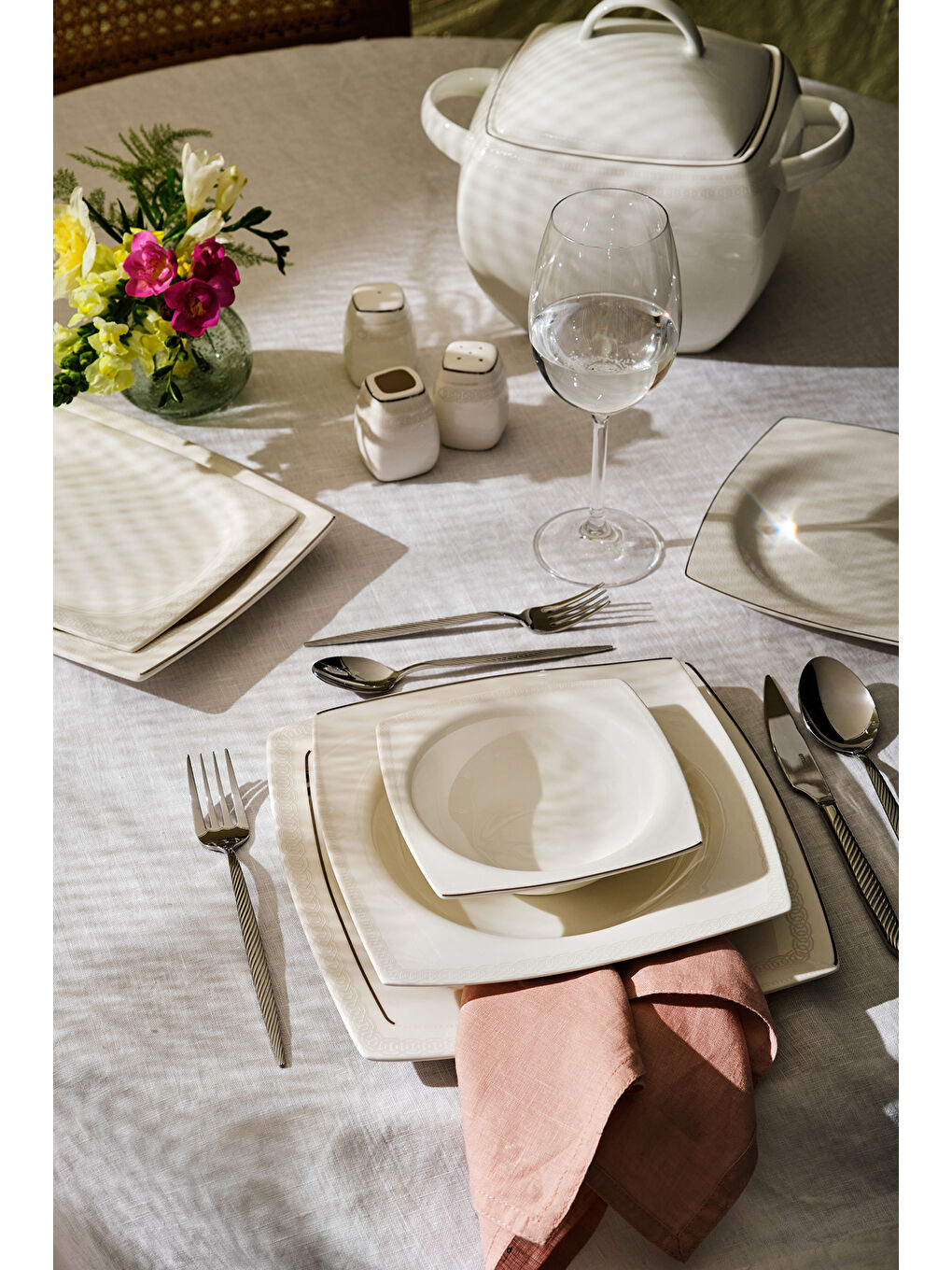 Beyaz Zencerek Fine Bone 60 Parça 12 Kişilik Kare Yemek Takımı-7