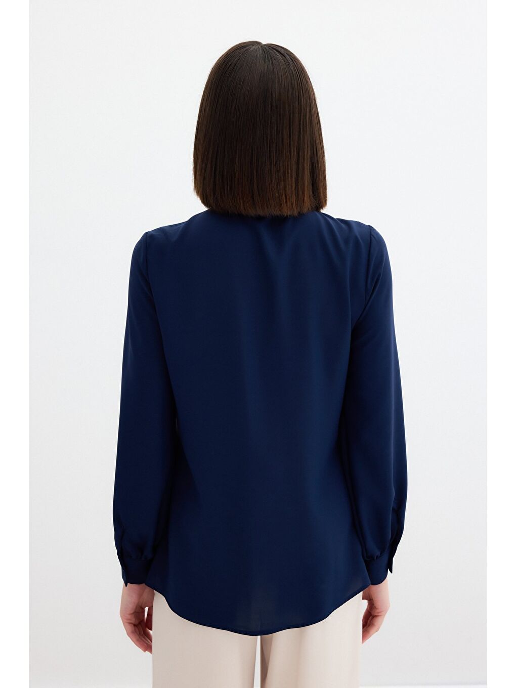 Yakası Bağlamalı Düz Gömlek - Lacivert-4