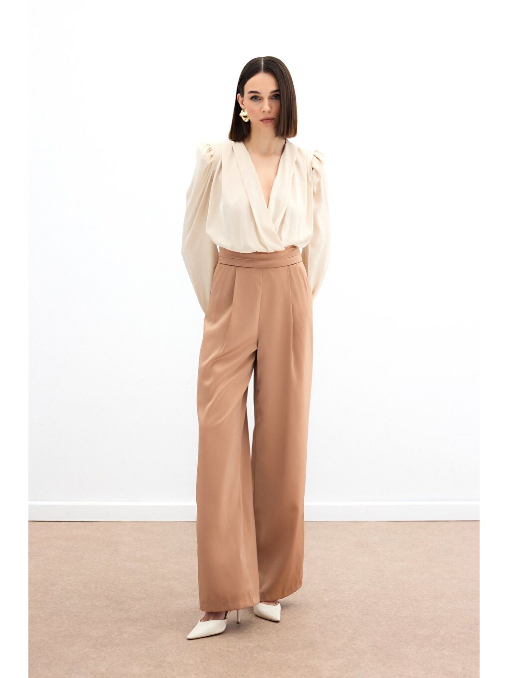 Kahverengi Cepli Salaş Saten Pantolon - Camel-1