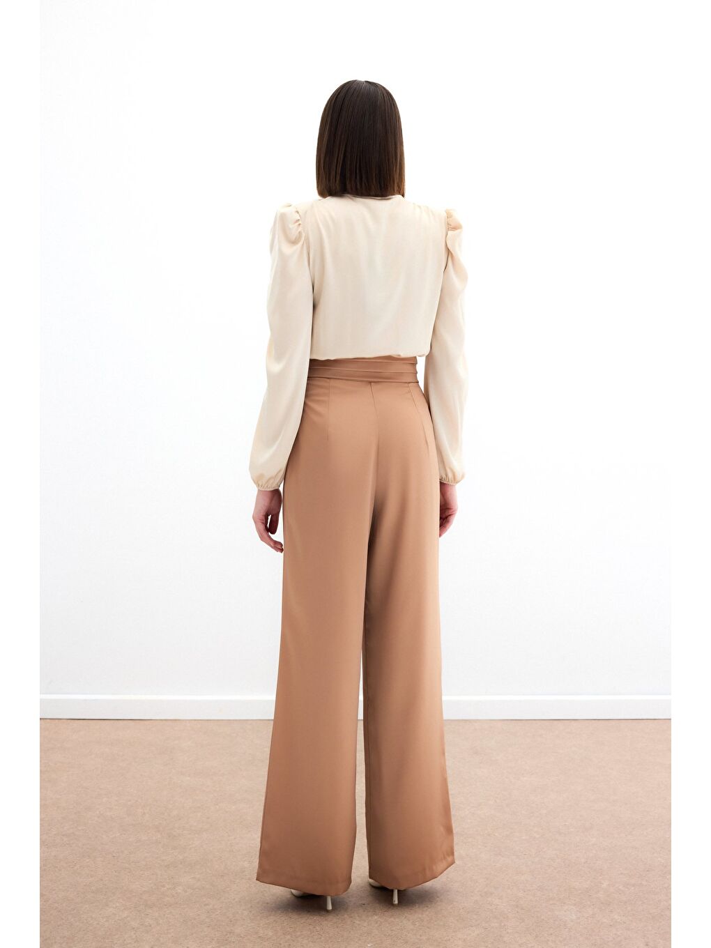 Kahverengi Cepli Salaş Saten Pantolon - Camel-6