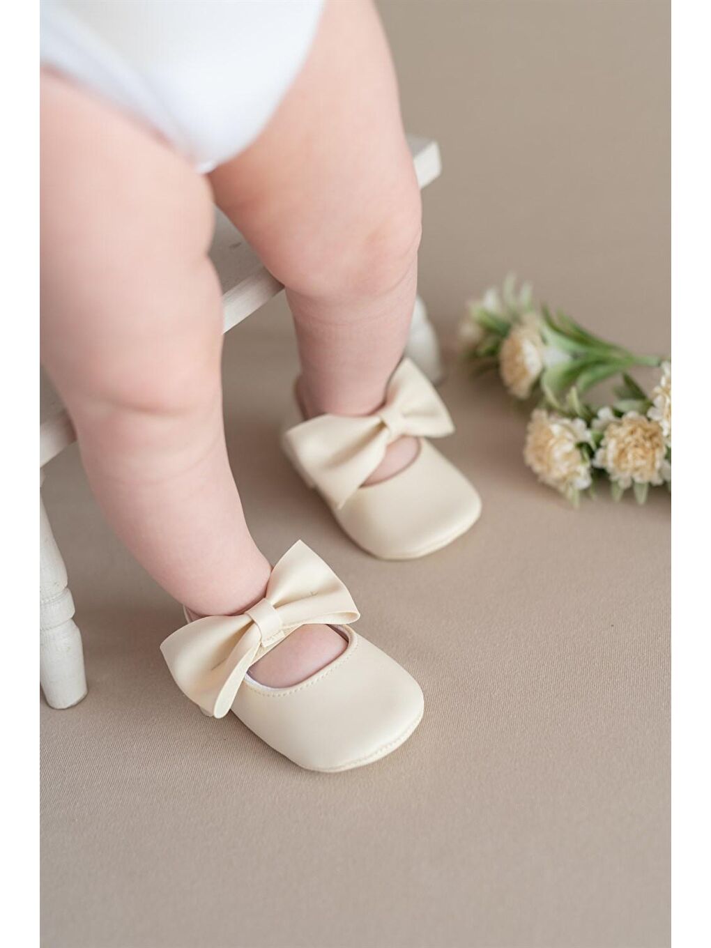 Ekru Krem Kız Bebek Suni Deri Fiyonklu Babet Patik