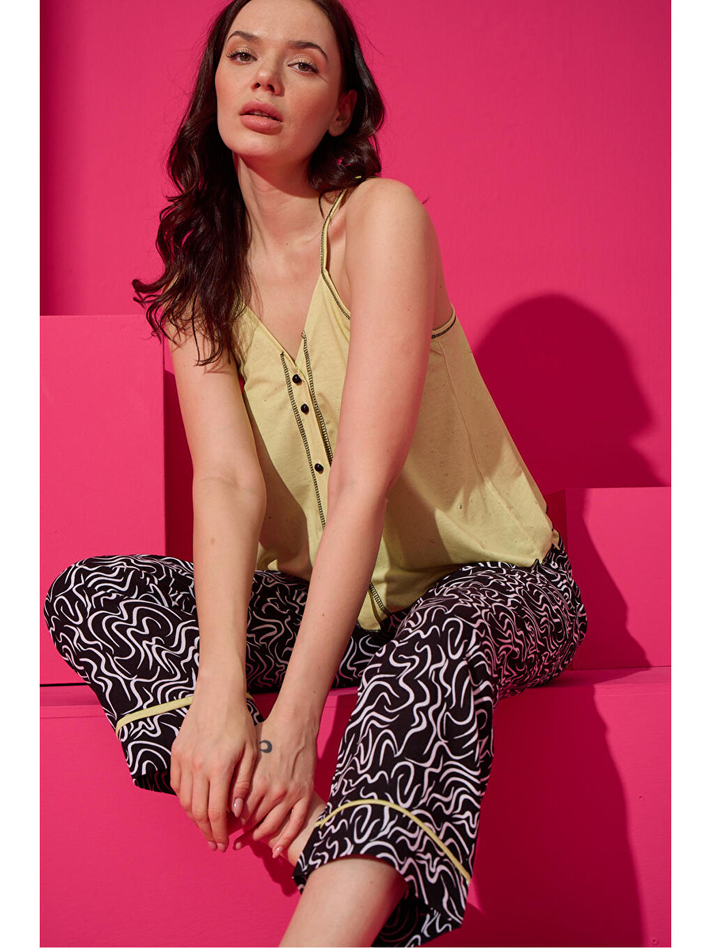 Siyah Dokuma Düğmeli Pijama Takım ELZ-7401-5