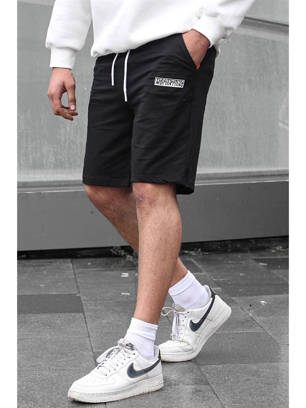 Siyah Baskılı Erkek Kapri Şort 5487-2