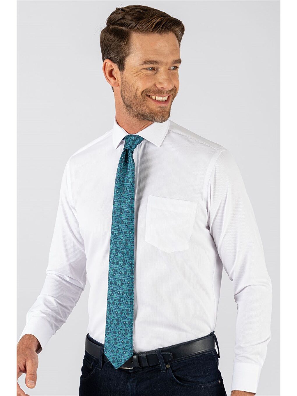 Erkek Regular Fit Klasik Kesim Armürlü Kravatlık Yaka Desenli Beyaz Gömlek-1