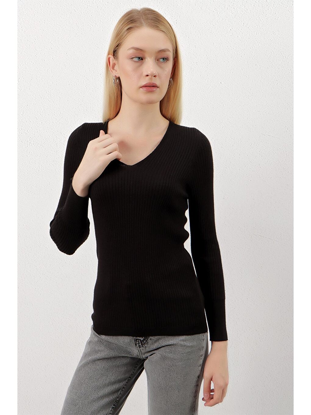 Kadın Siyah V Yaka Fitilli Basic Body Triko Kazak-2