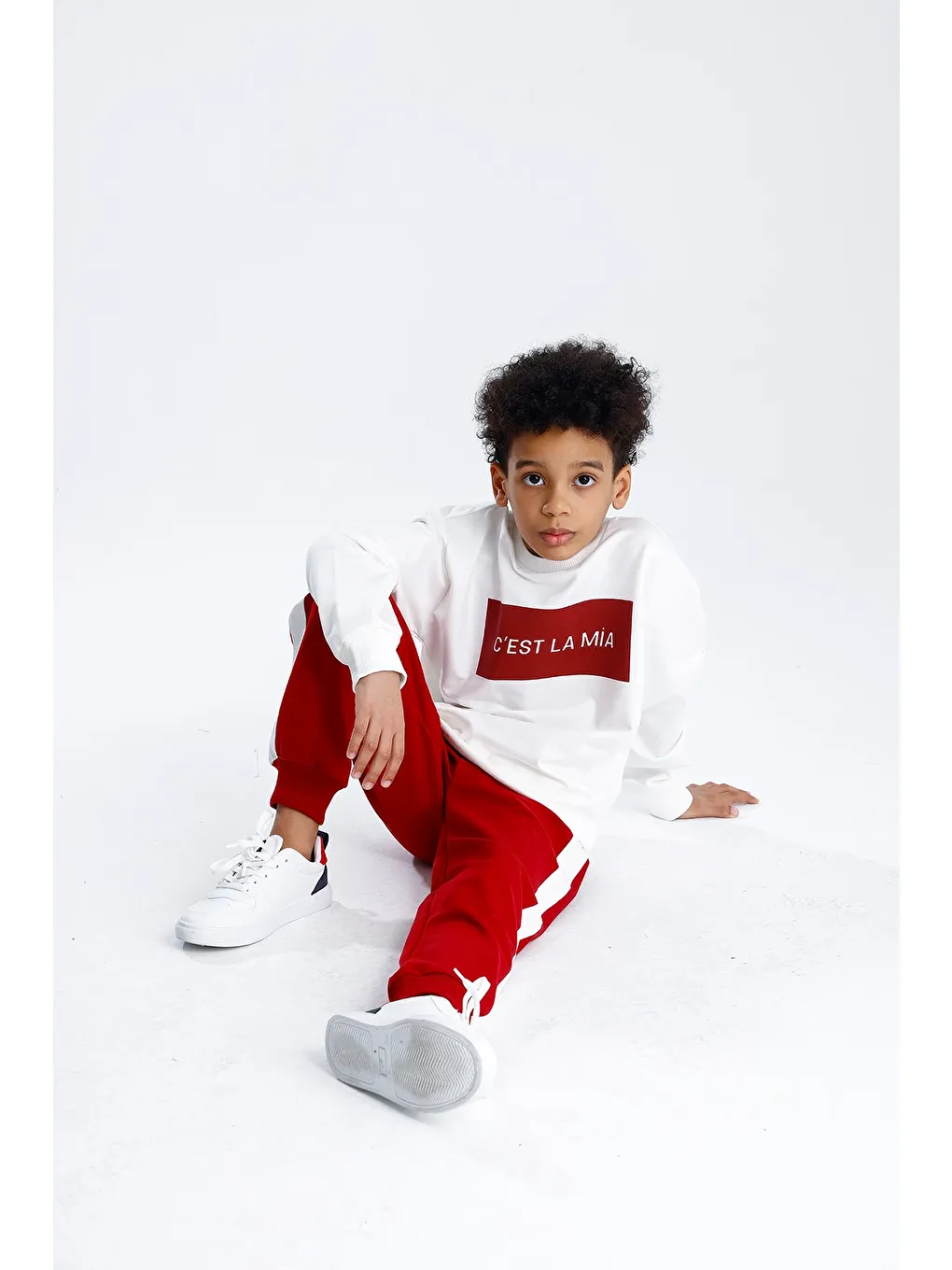 Kırmızı Baskılı Tek Çizgili Eşofman Takım-1