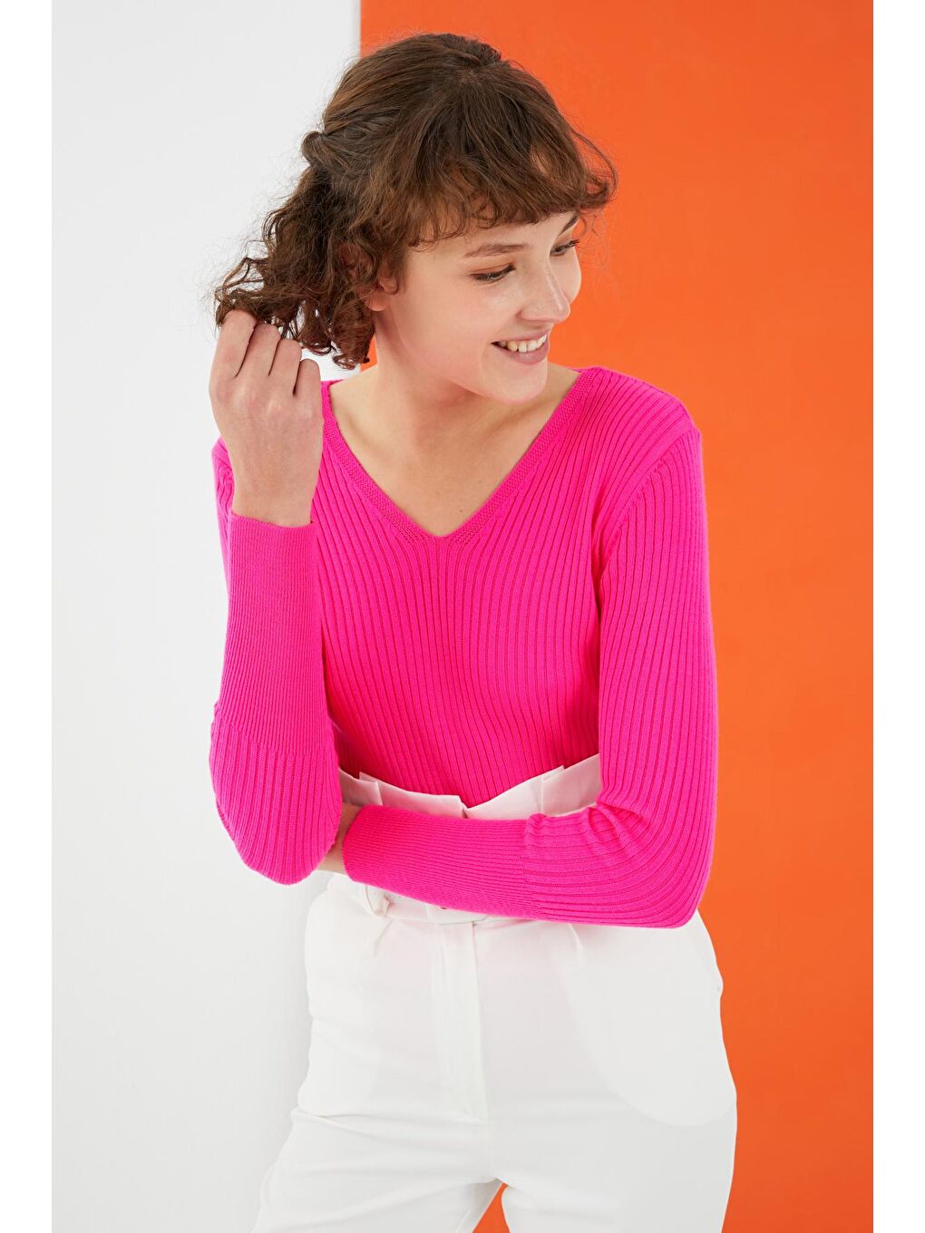 Kadın Fuşya V Yaka Fitilli Dar Kalıp Basic Kazak-2