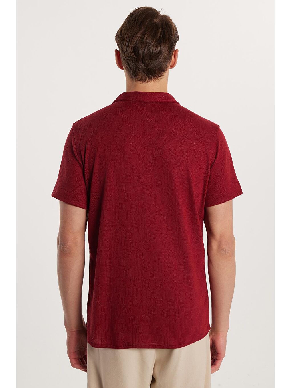 Slim Fit Kısa Kol Örme Kumaş Apaş Yaka Rahat Armürlü Doku Bordo Erkek Gömlek-4