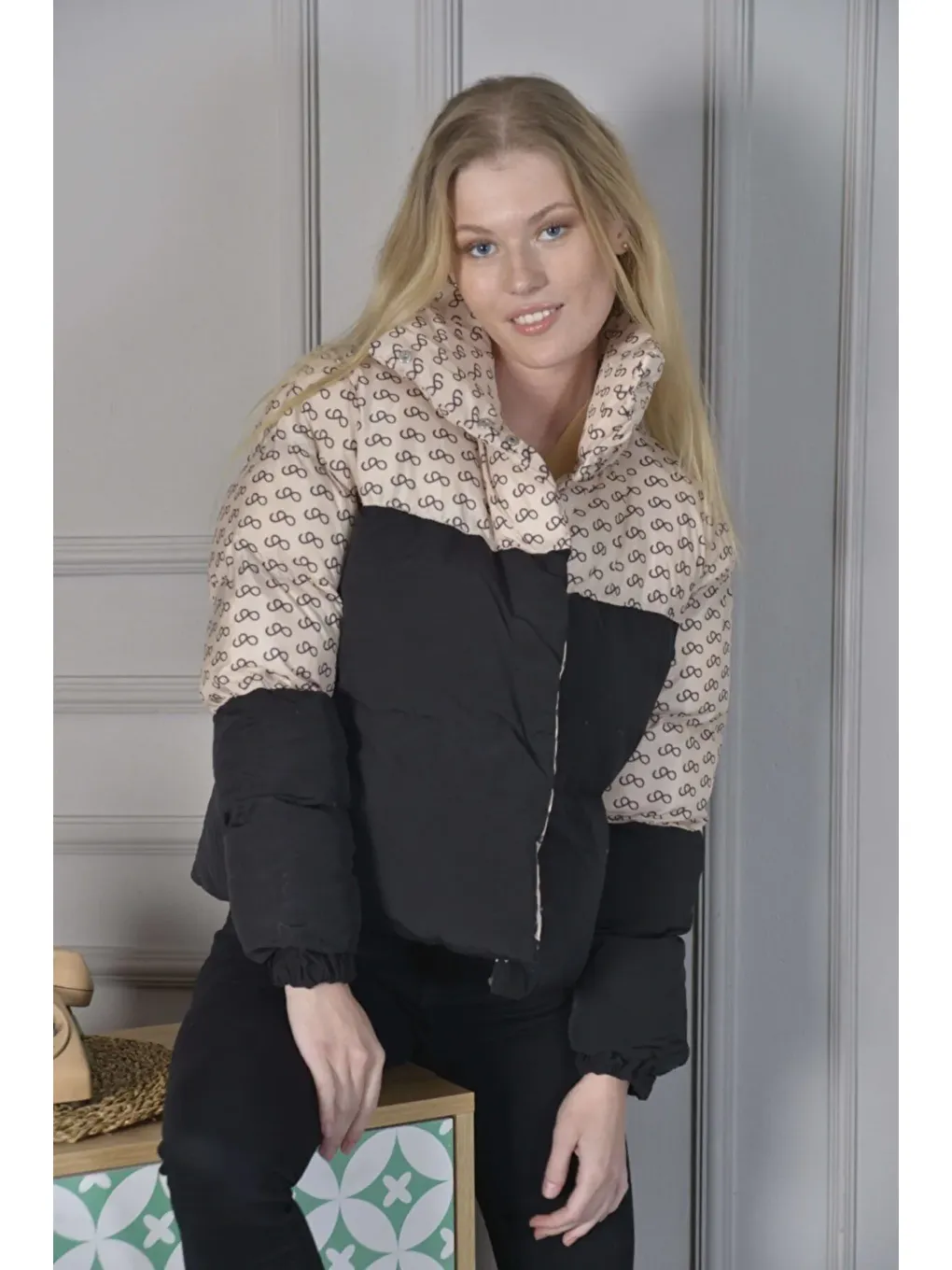 Siyah Kadın Oversize Şişme Mont-2