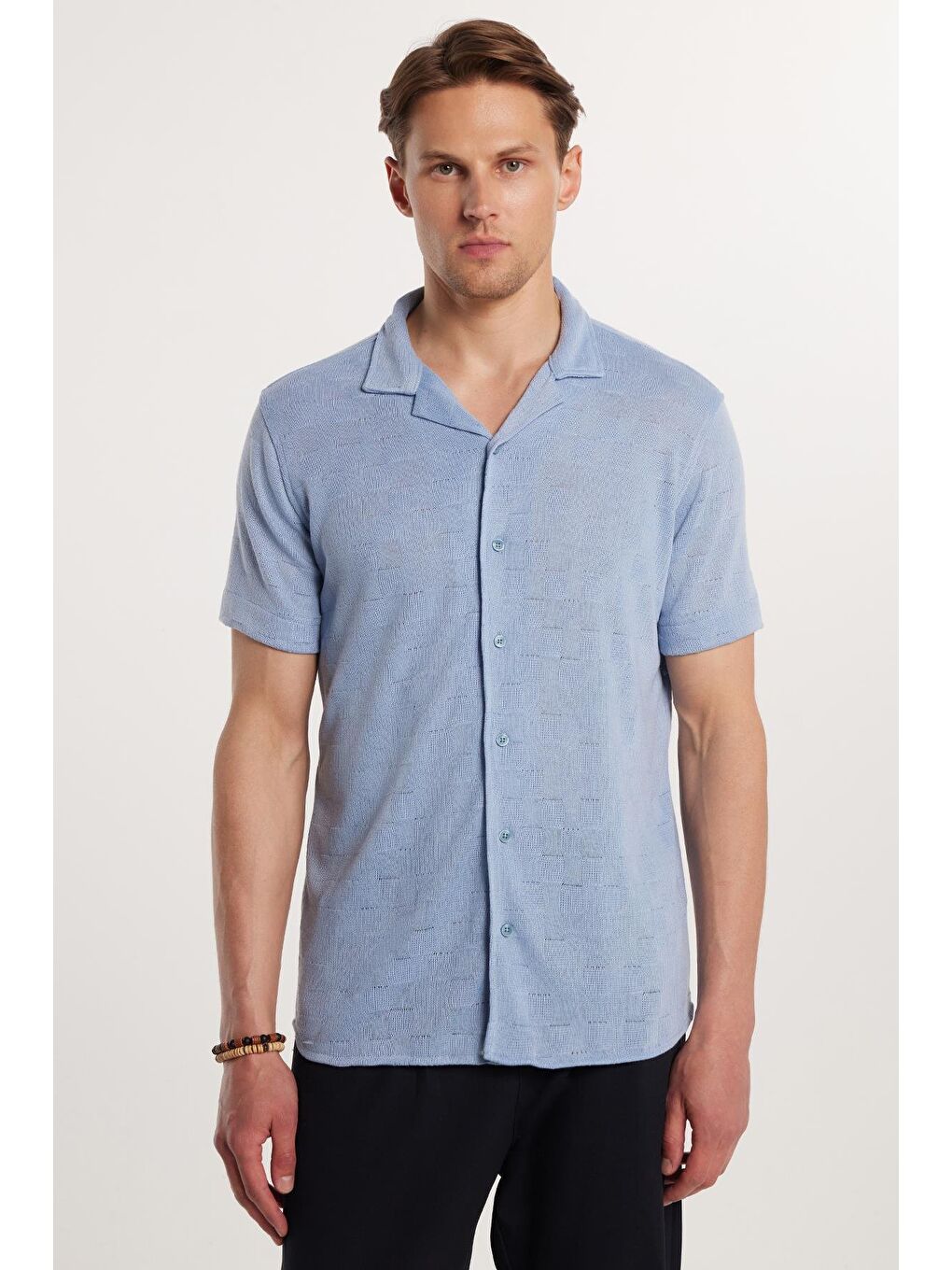 Slim Fit Kısa Kol Örme Kumaş Apaş Yaka Rahat Armürlü Doku Mavi Erkek Gömlek-3